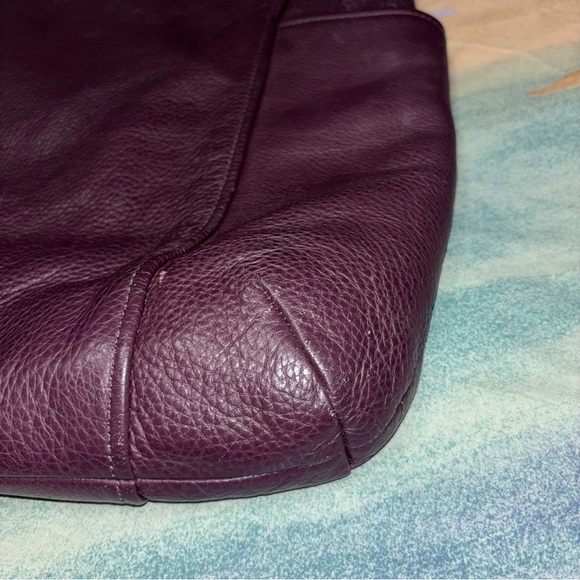 Coach shoulder crossbody Hobo pebbled bag dark plum - Picture 10 of 13